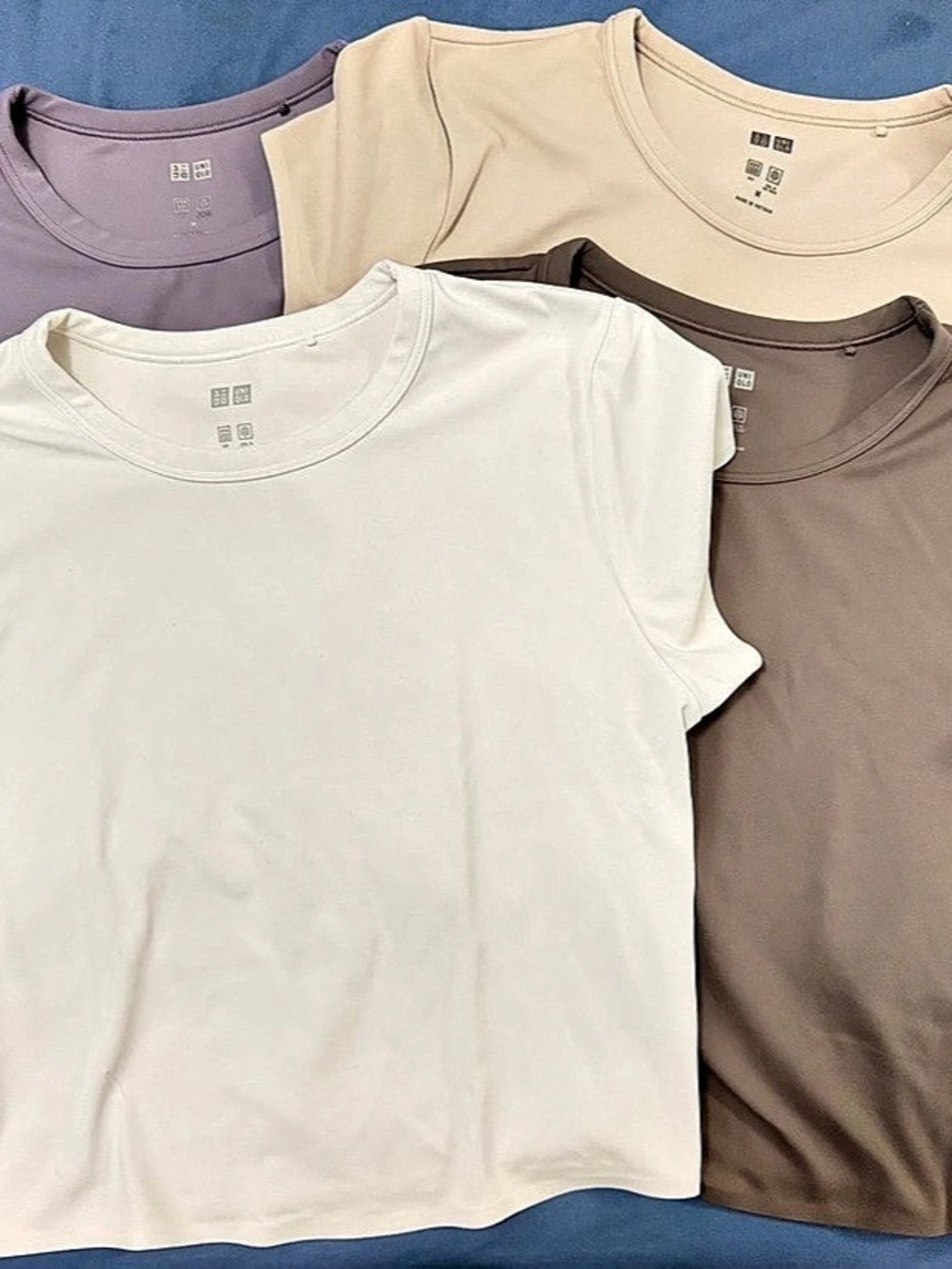 Uniqlo Women's Extra Stretch AIRism Cropped Short Sleeve T-Shirt Short (M)